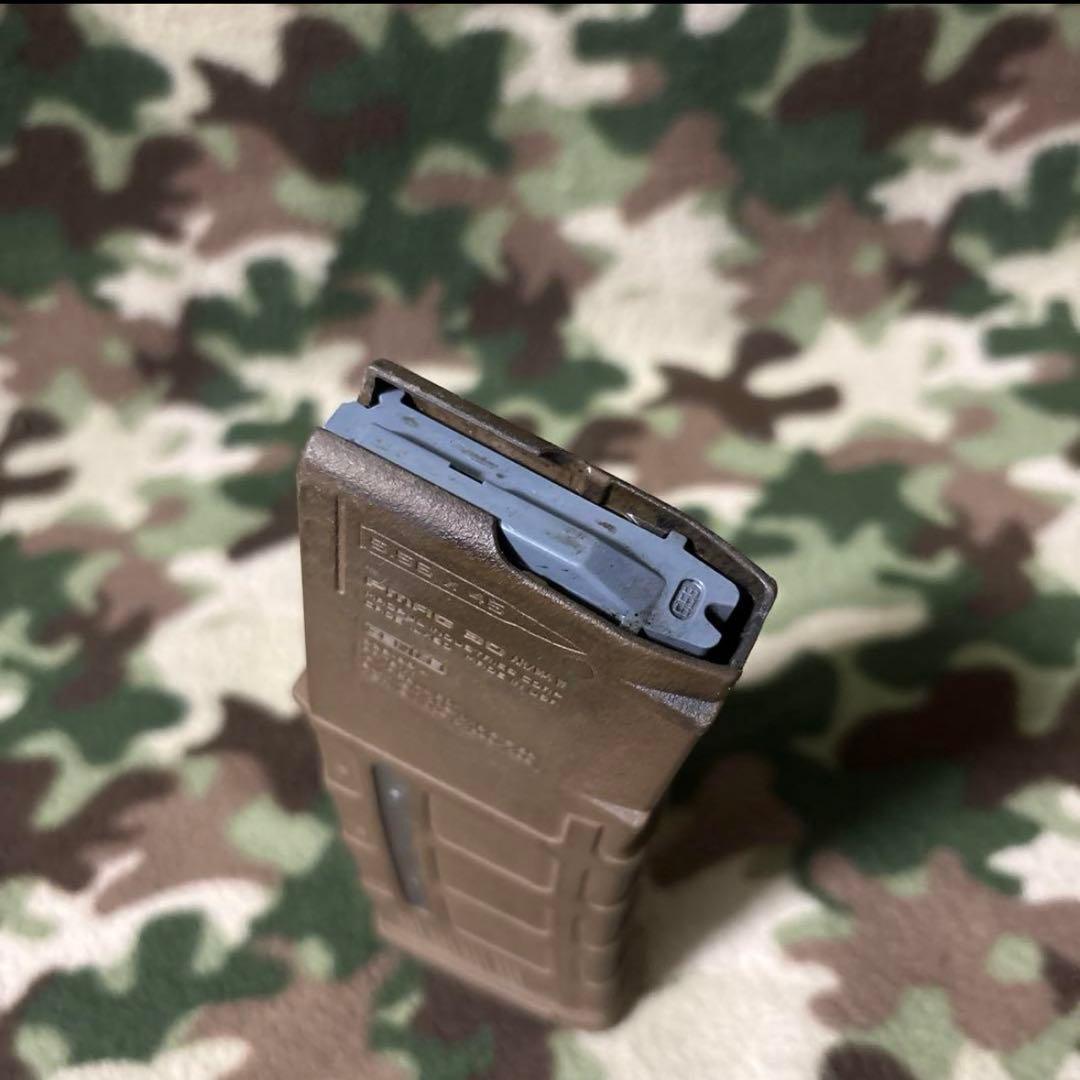 米軍実物　MAGPUL PMAG 30 窓付き　マグプル Pマグ11