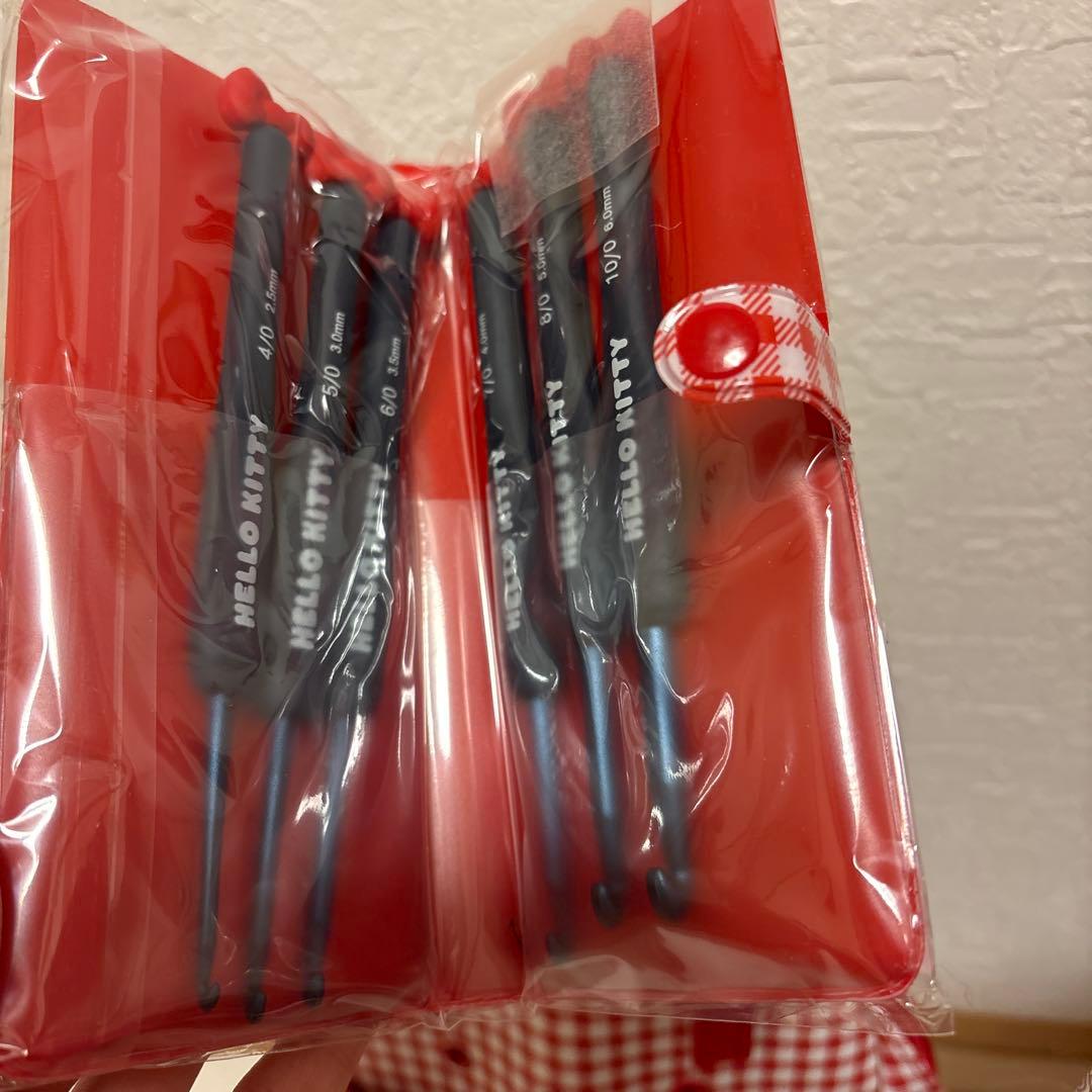 さんりお手芸部　手芸用バッグ　かぎ針セット　ハローキティ