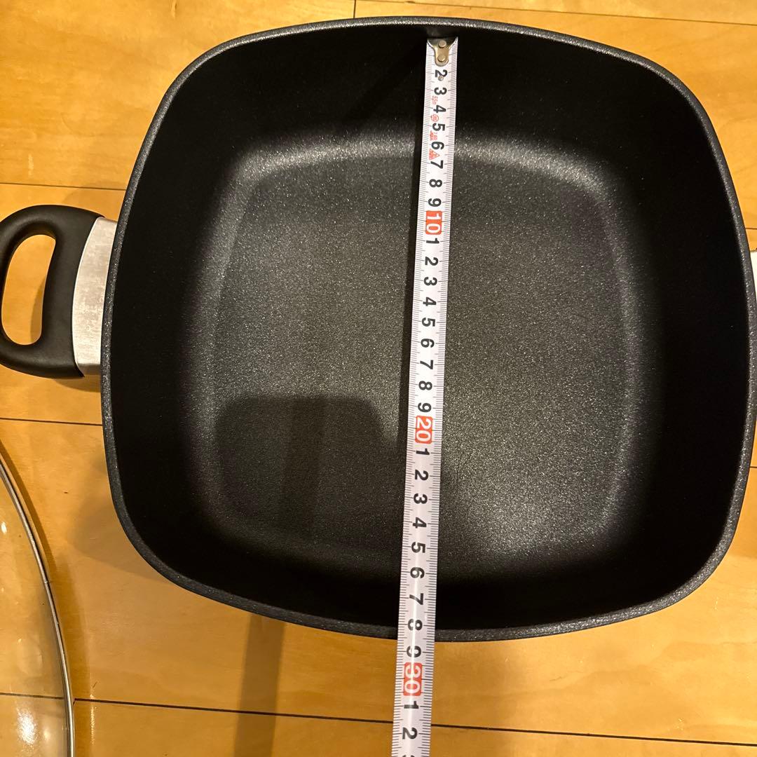 スイスダイヤモンド　鍋