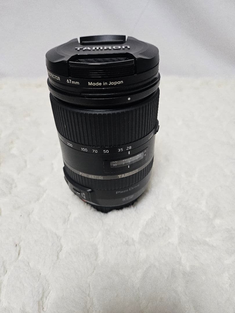 タムロン 28-300mm F3.5-6.3 Di VC PZD