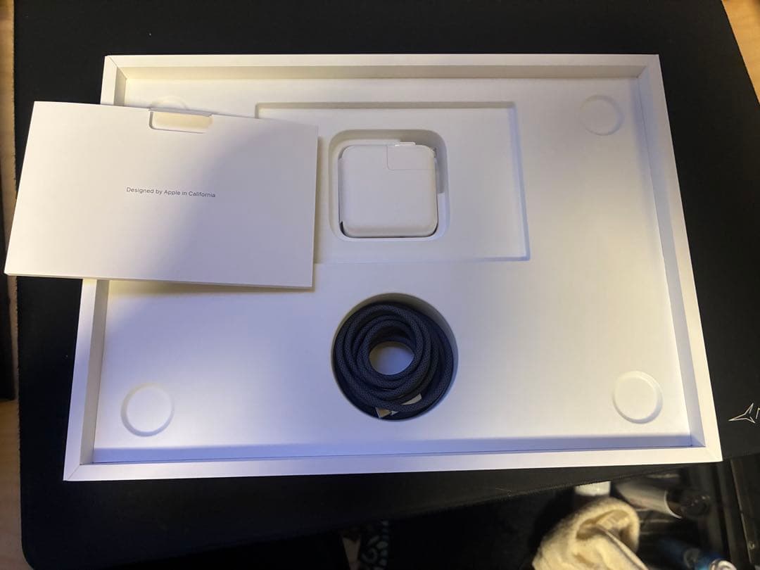 MacBook Air13インチ M4 16GB メモリ256GB ミッドナイト