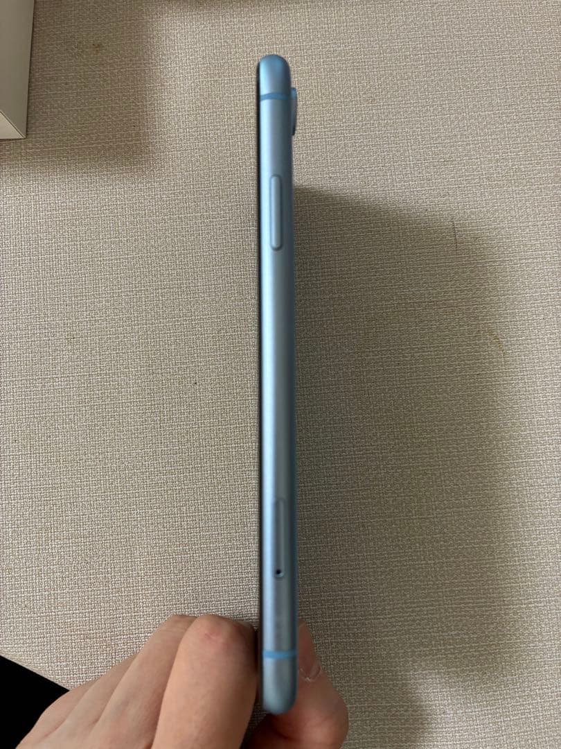 修理歴なし！iPhoneXR64GB本体水色◆未使用ACアダプタイヤフォン箱付