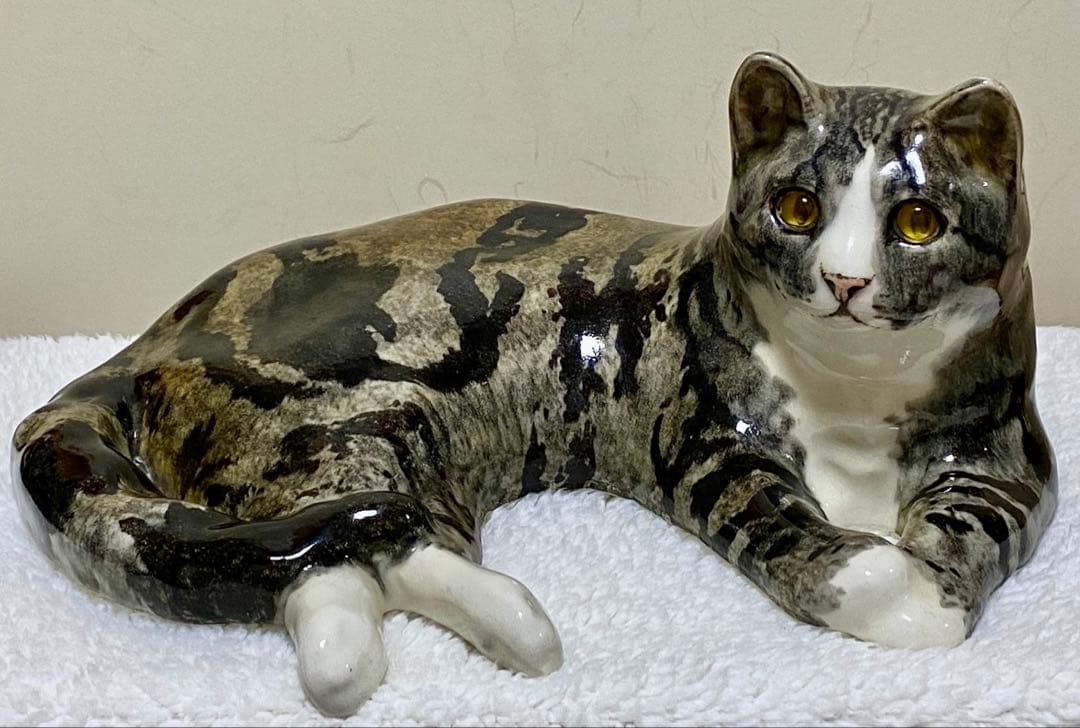 サイズ7　ウィンスタンレイキャット　ケンジントンキャット　横たわり猫　貫入無し❣️