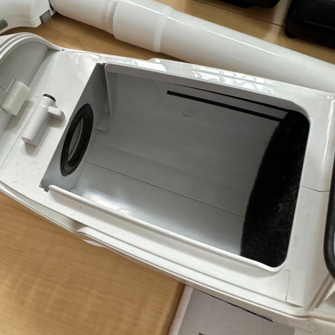 マキタ　充電式クリーナ　CL107FD 　紙パック式掃除機