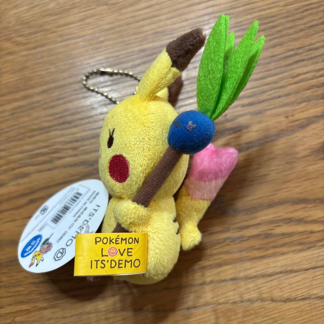 ポケモン　ピカチュウ イッツデモ　ぬいぐるみ ストラップ　ナゾノクサ