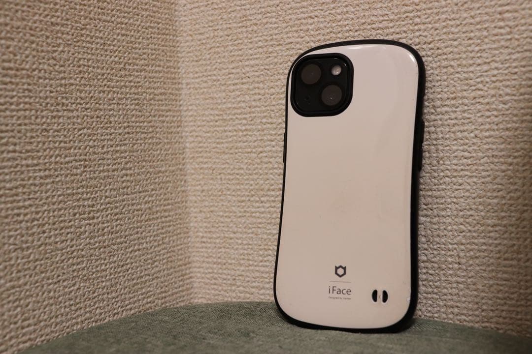 【値下げ】iPhone15 256GB SIMフリー　ケース、フィルム付き