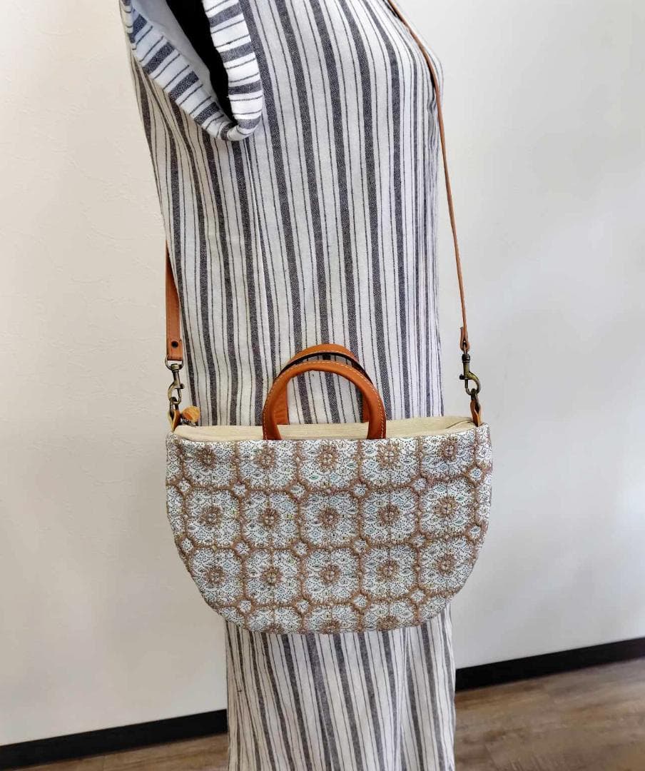 m*♡様 ミナペルホネン/フォレストウェーブ×アネモネ　カーキ/ミニラウンドショ