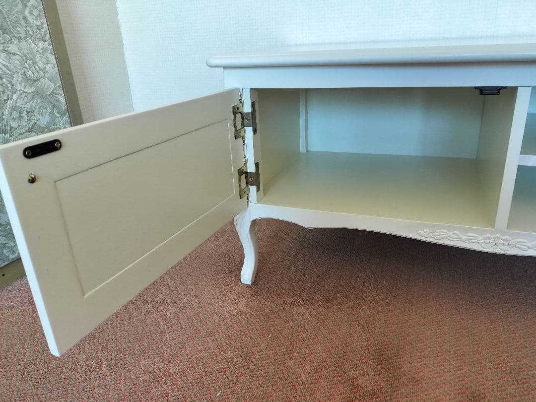 ホワイトアンティーク　テレビボード エレガント