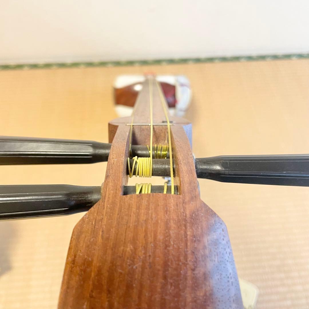 三味線 津軽三味線風 練習用 犬皮　表やぶれあり