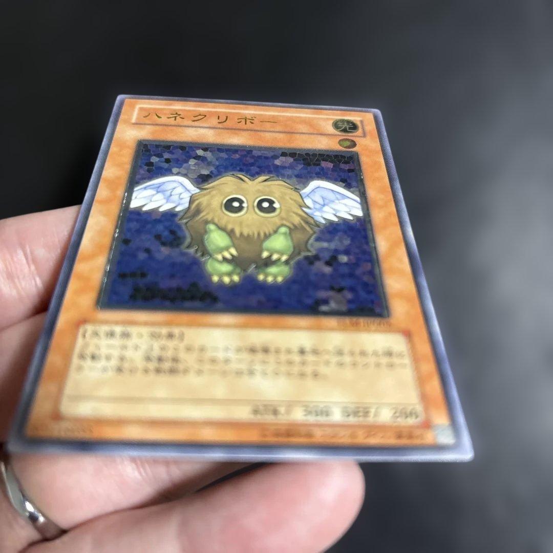 コ*ウ様 遊戯王　ハネクリボー　レリーフ