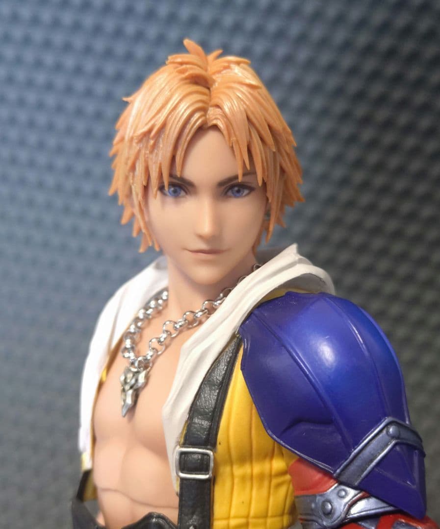 プレイアーツ改　ティーダ