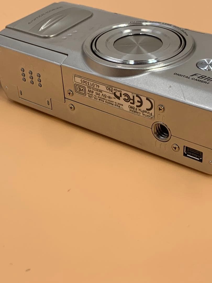 ジャンクFujifilm FinePix F810 コンパクトデジカメ