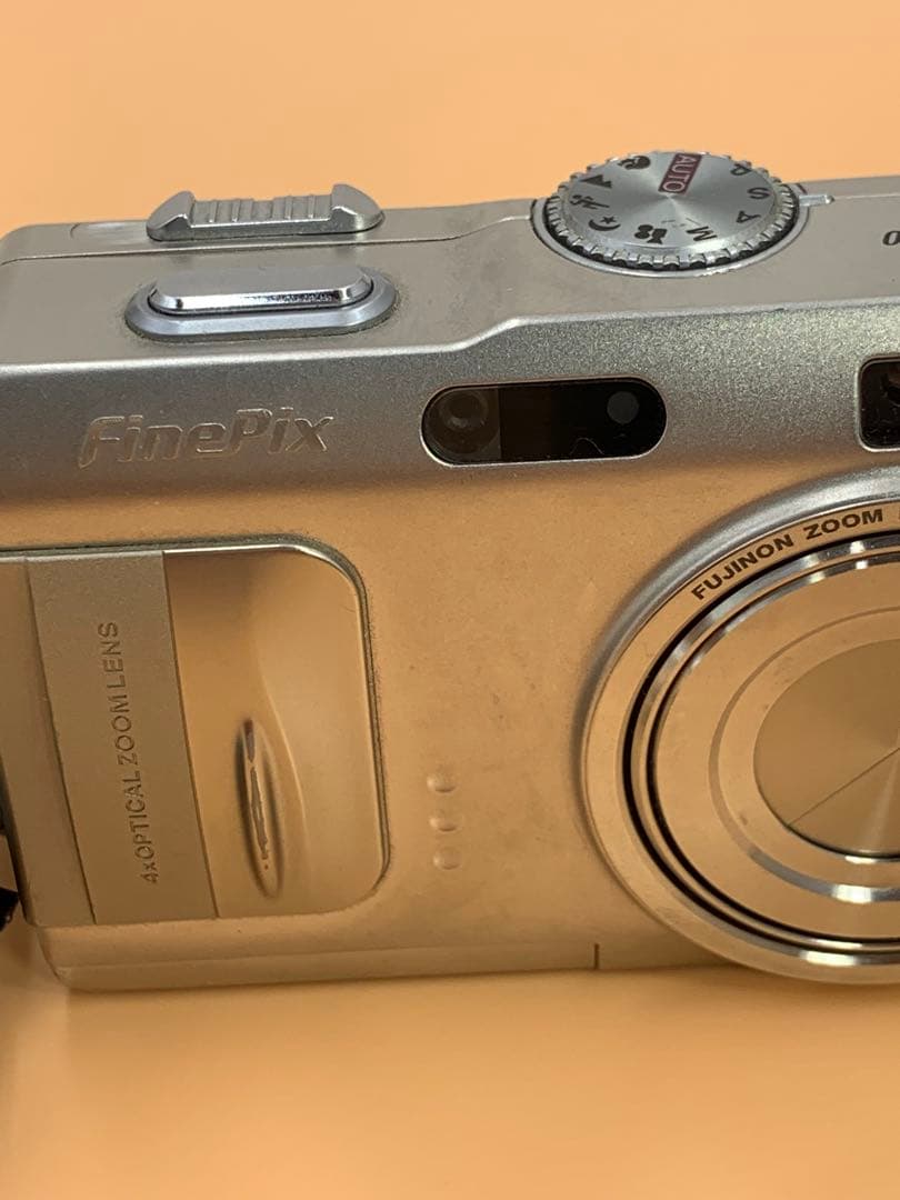 ジャンクFujifilm FinePix F810 コンパクトデジカメ