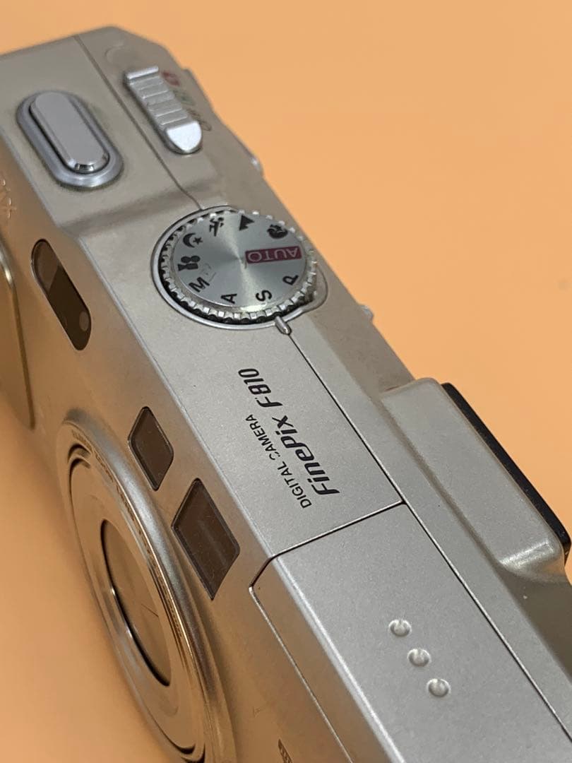 ジャンクFujifilm FinePix F810 コンパクトデジカメ