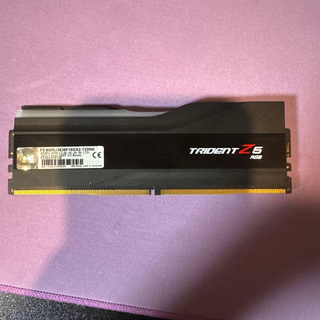 メモリー G skill Trident Z5 RGB DDR5 16GB 6000MHz