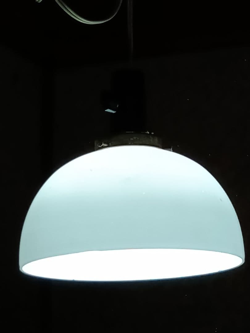 昭和レトロ 椀型 乳白ガラス 電笠 取付金具ソケット付