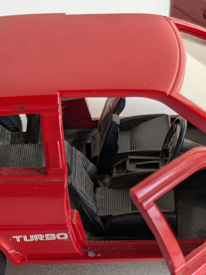 長岡秀星イラスト　三菱　コルディア　1/28　ミニカー　外箱付き