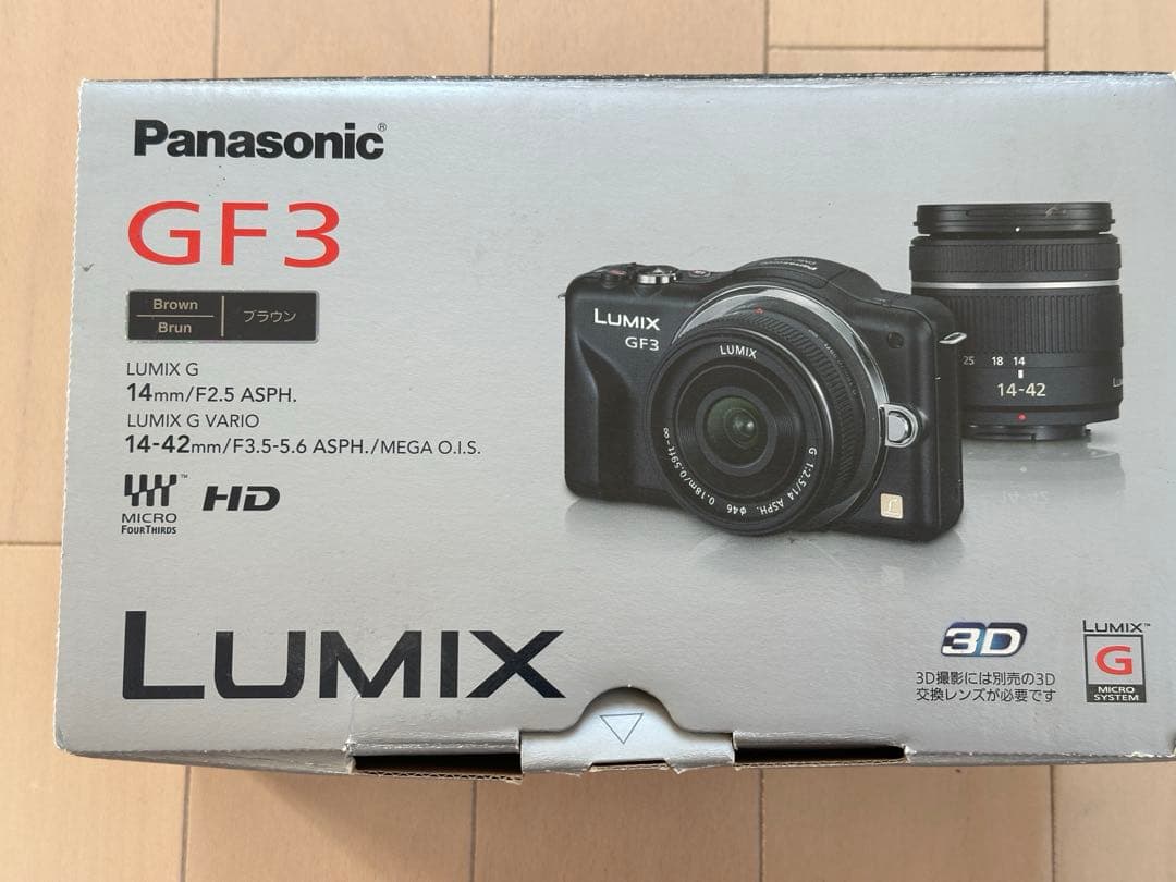 Panasonic LUMIX DMC-GF3 ミラーレス　バッテリー、充電器付