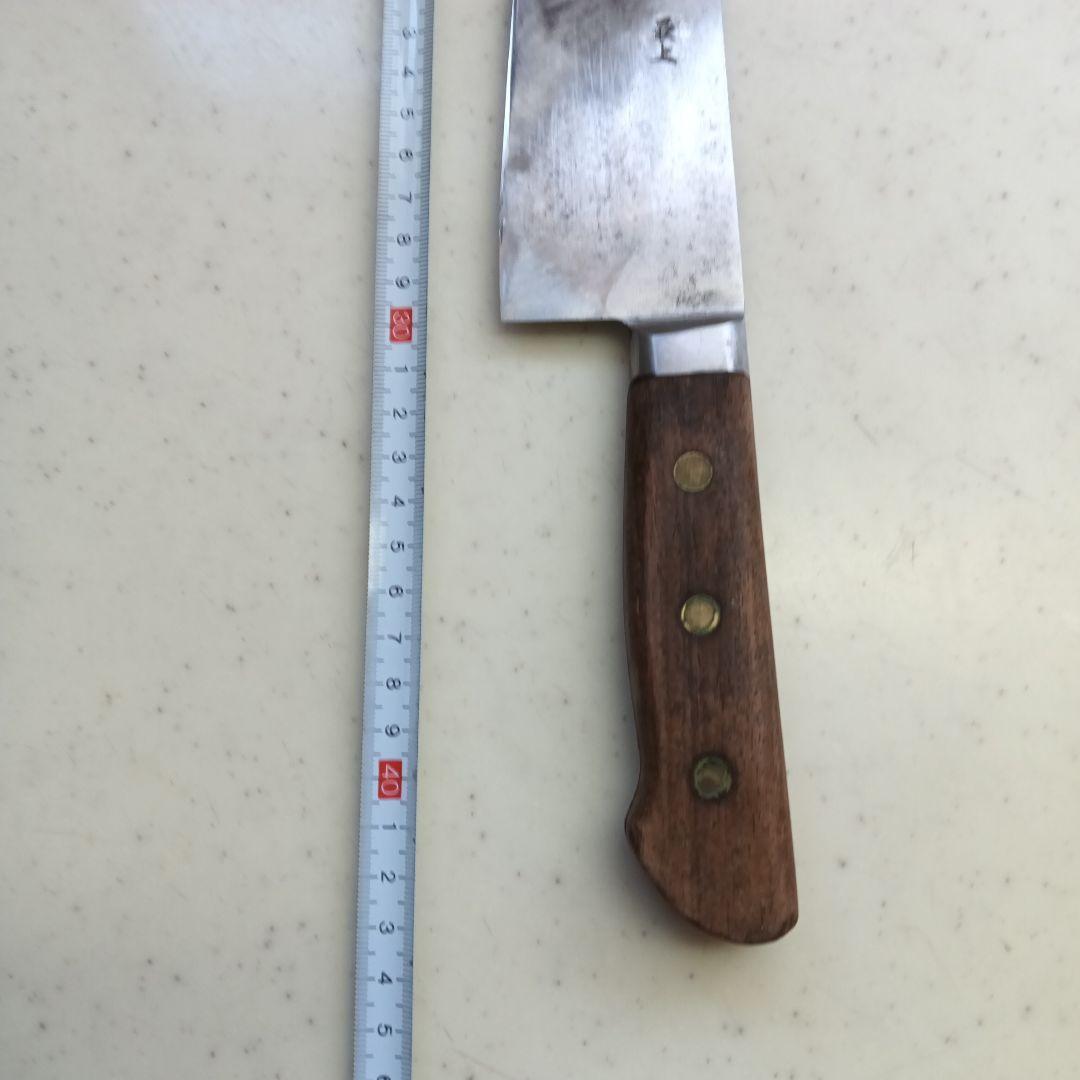 正本の刃渡り約30cmの牛刀