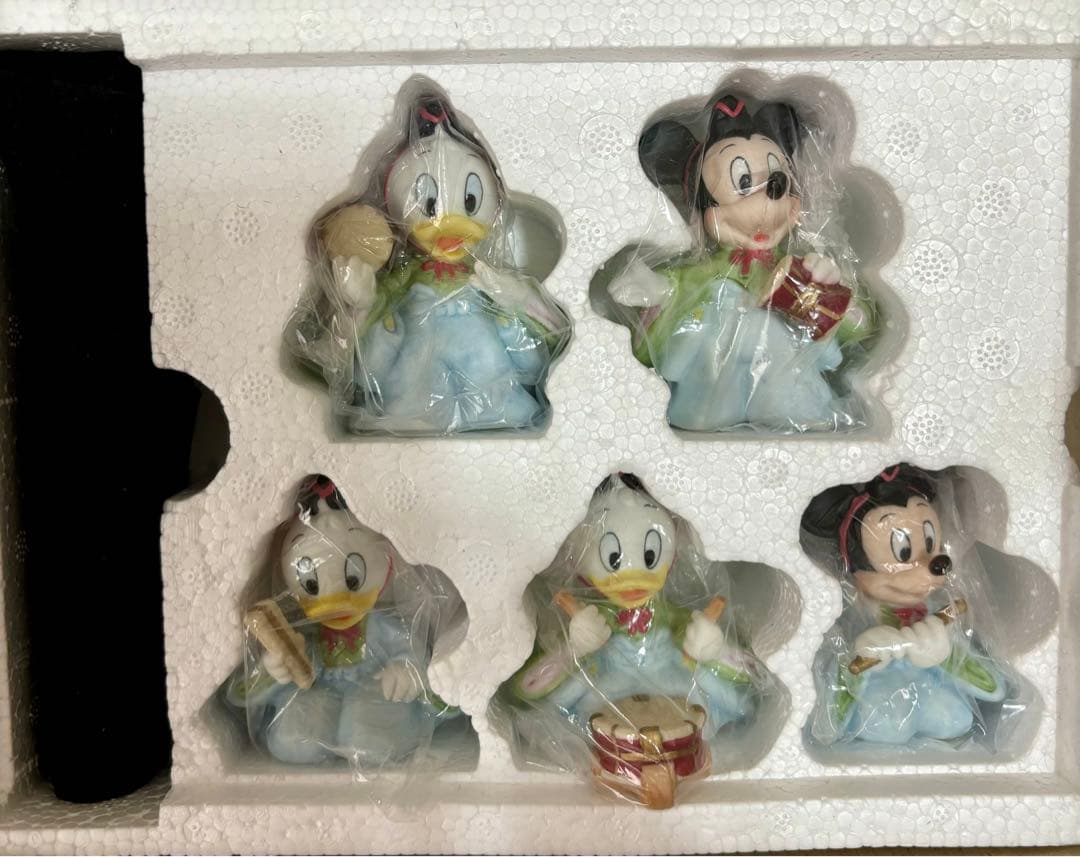 ディズニー雛人形　五段飾り陶器製
