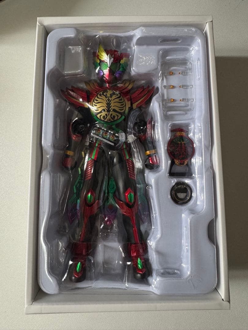 真骨彫仮面ライダーオーズ タジャドルエタニティコンボ