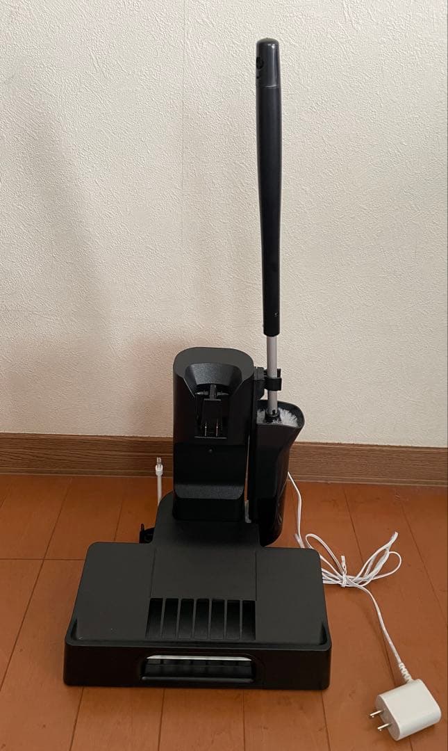 アイリスオーヤマ充電式サイクロンクリーナー SCD-R3P