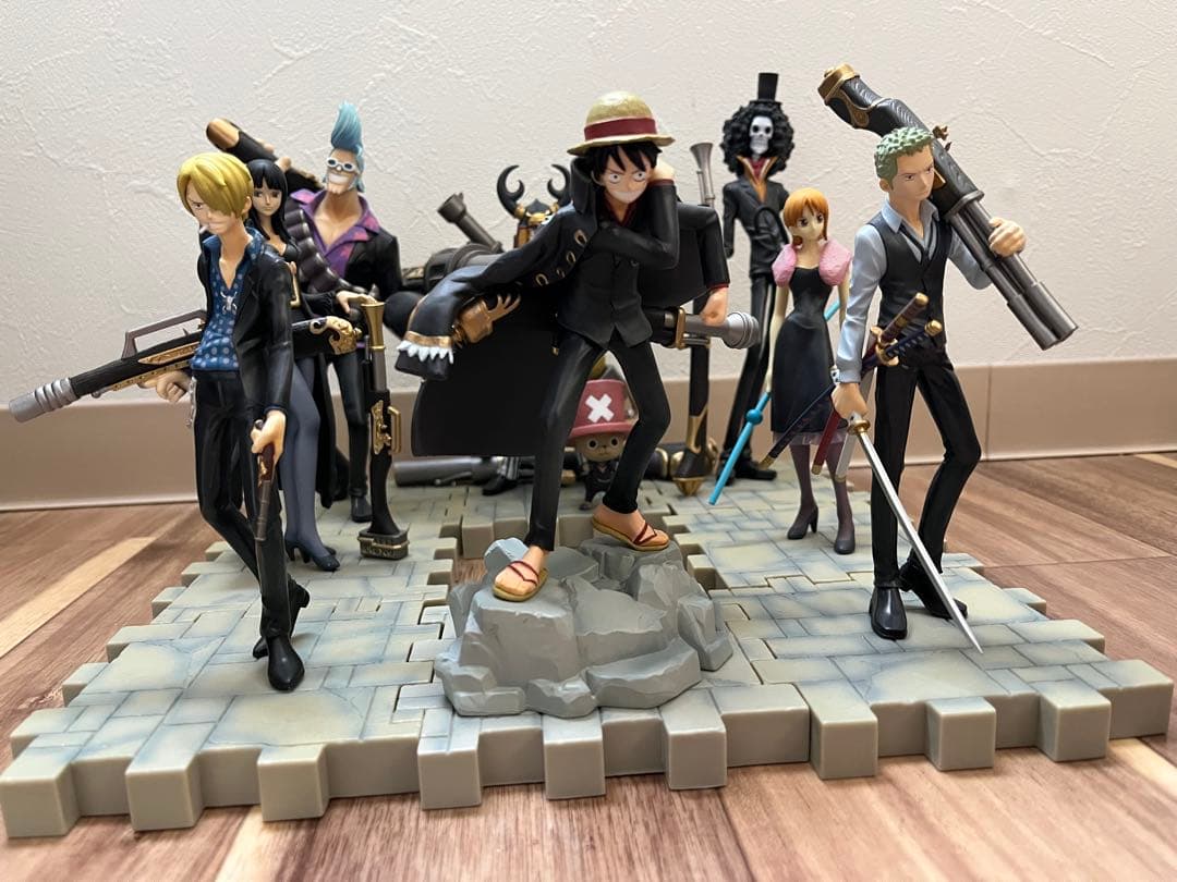 ワンピース ストロングワールド 一番くじ フィギュア　コンプリート