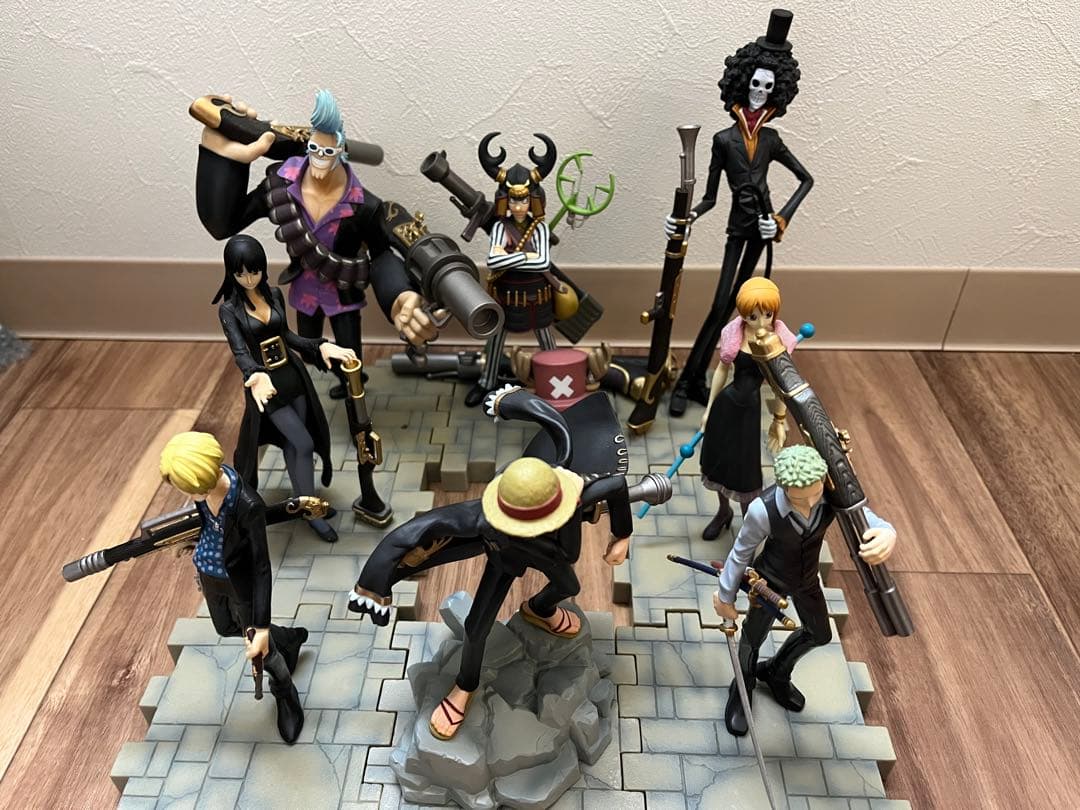 ワンピース ストロングワールド 一番くじ フィギュア　コンプリート