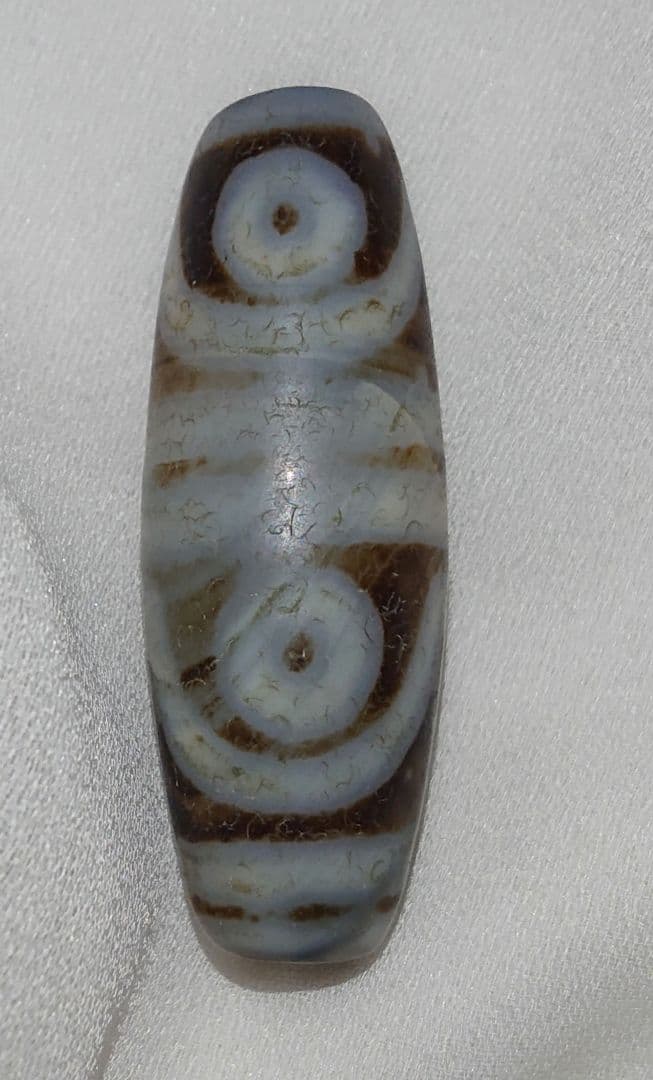 チベットビーズ老天珠 天然石 品名:四眼天珠