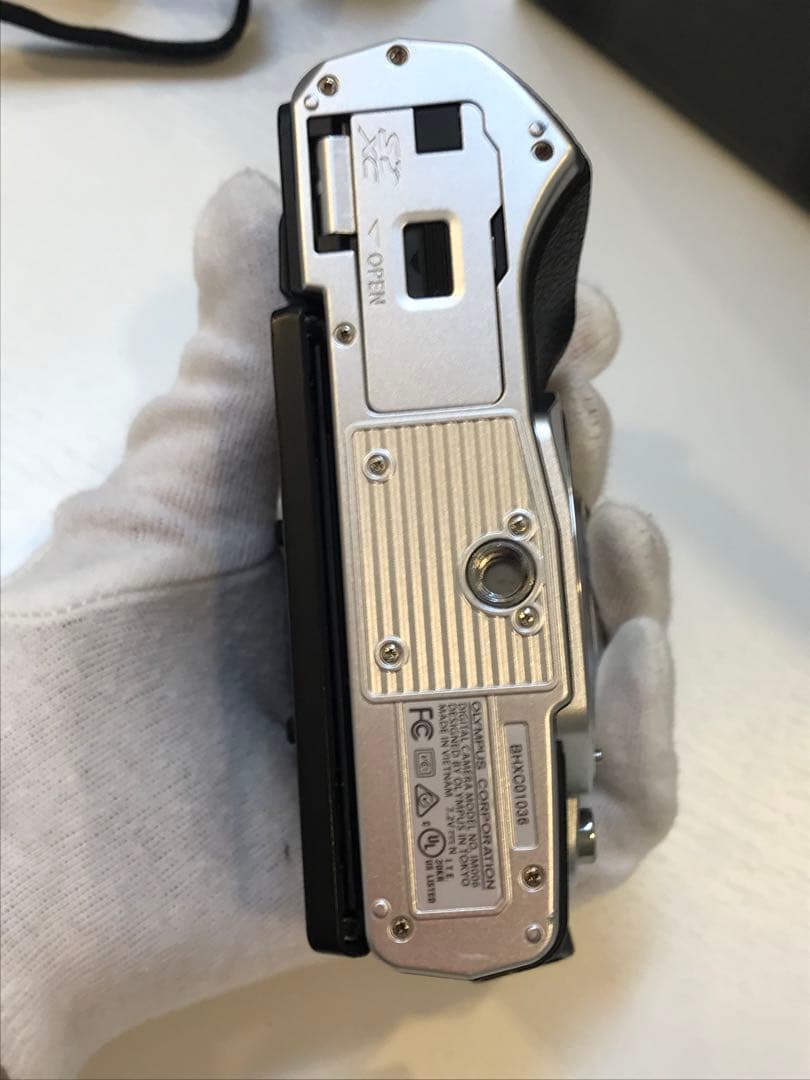 OLYMPUS E-M10 Mark III カメラ　I.1979