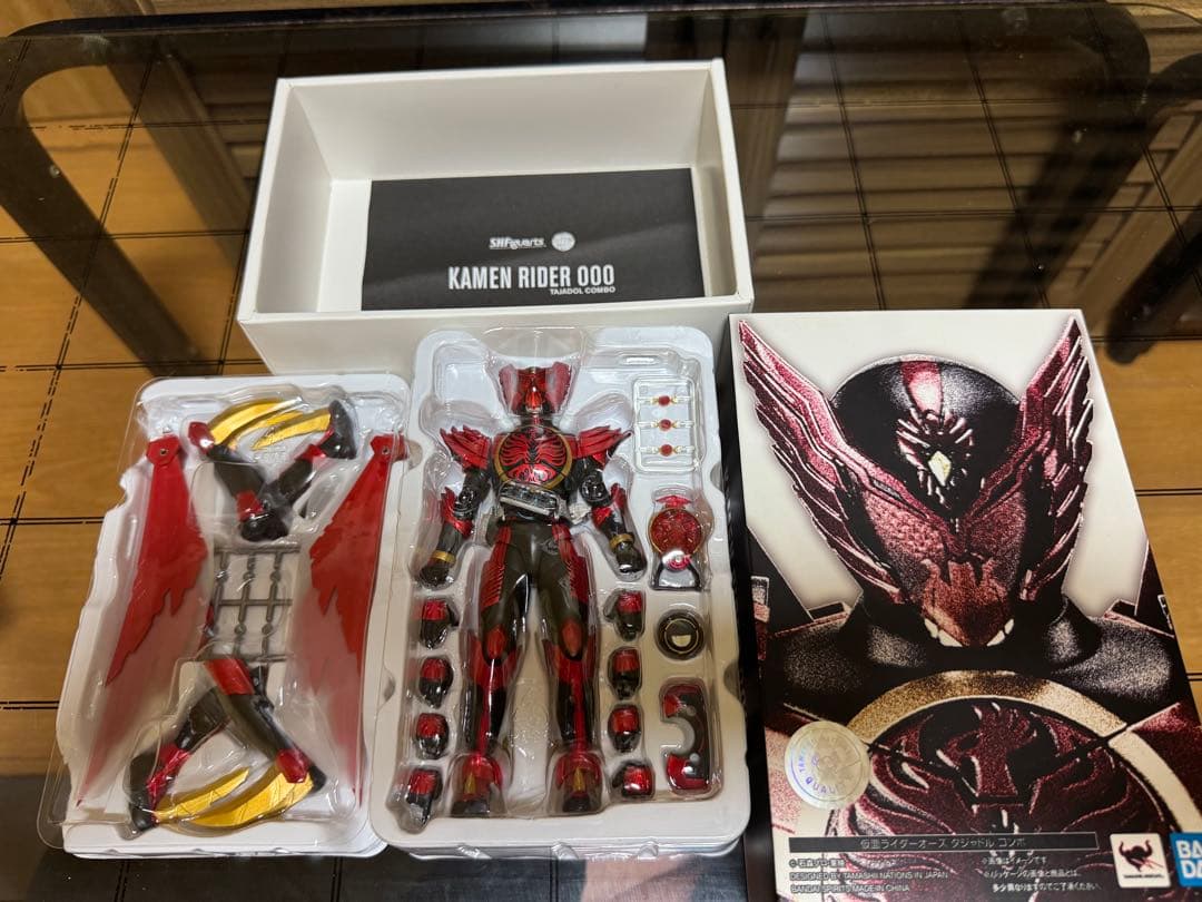 【真骨彫製法】 S.H.Figuarts仮面ライダーオーズ タジャドルコンボ