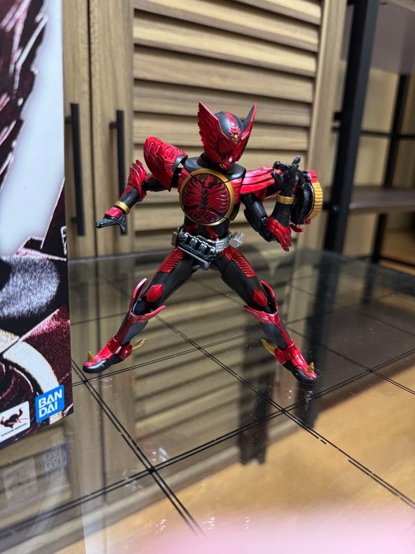 【真骨彫製法】 S.H.Figuarts仮面ライダーオーズ タジャドルコンボ