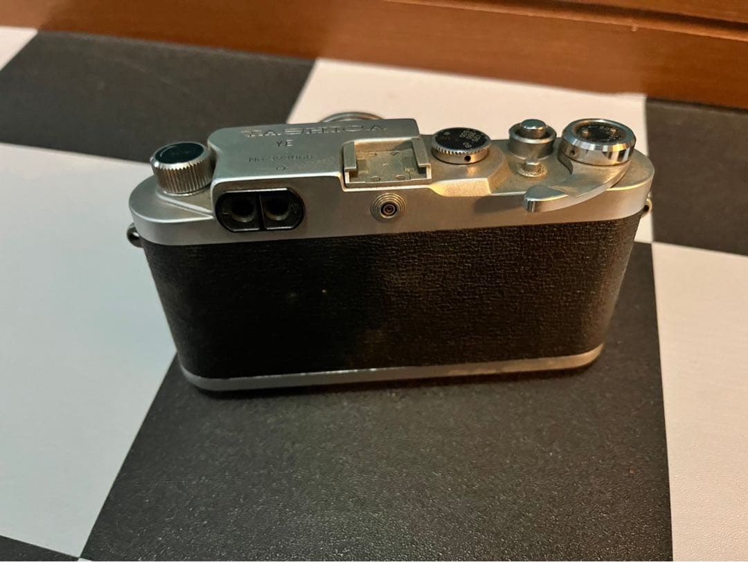 Yashica YE フィルムカメラ　ケース付き