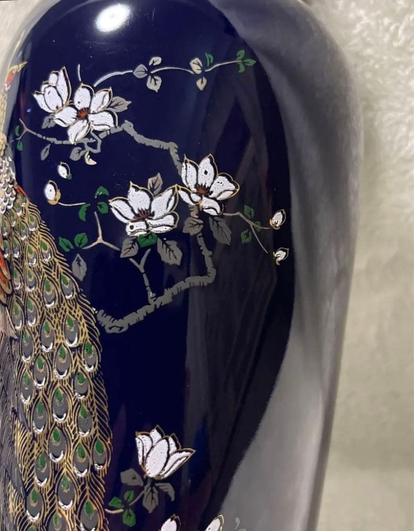 【金彩　花瓶】《キジ、木蓮 図柄》（高さ 約24センチ）