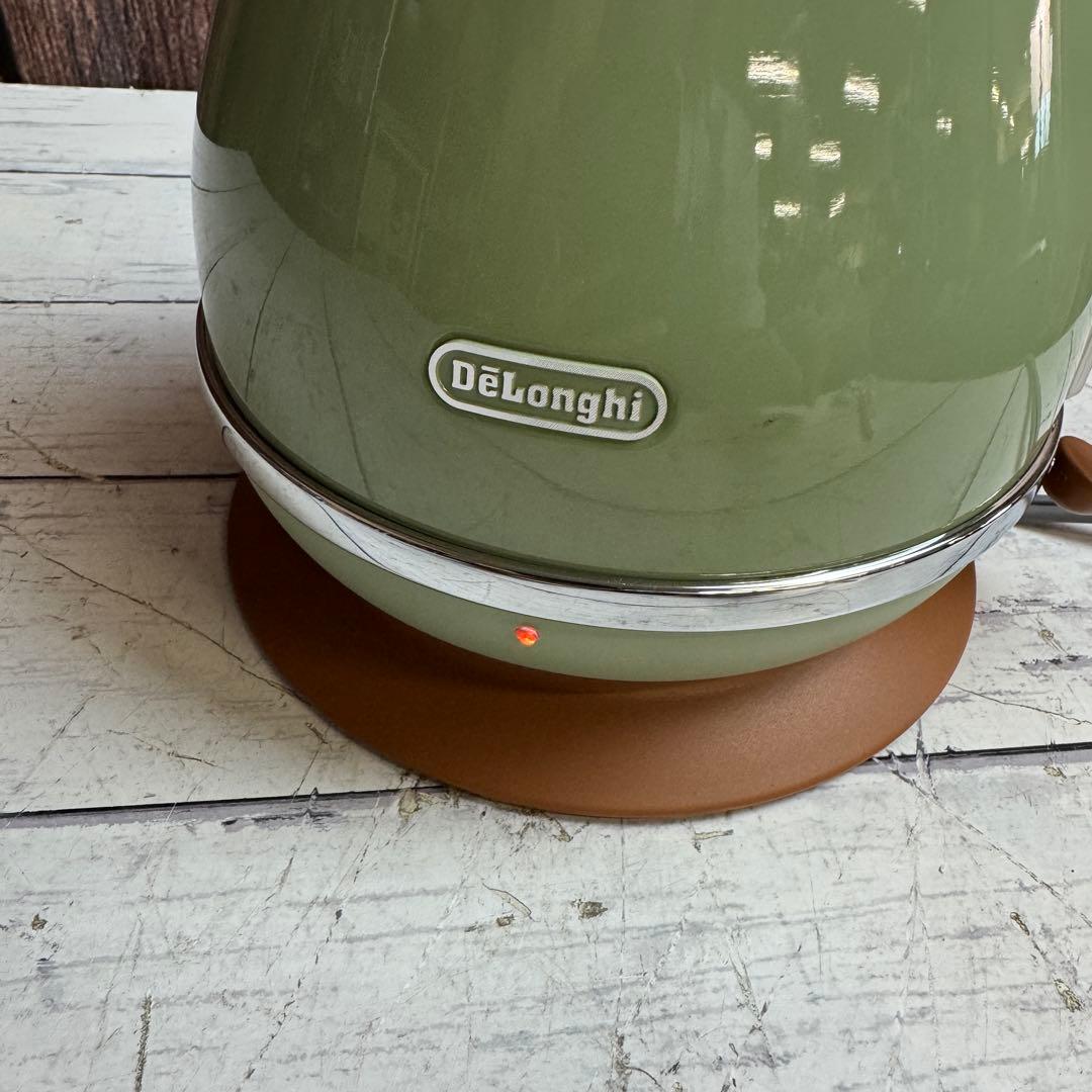 新品 DeLonghi デロンギ 電気ケトル KBOV1200J-GR ケトル