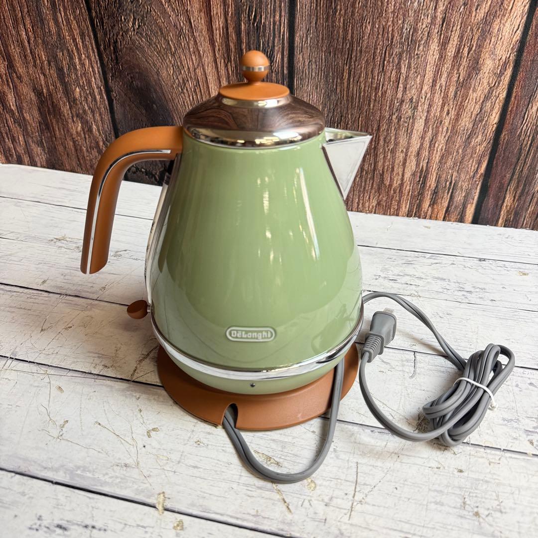 新品 DeLonghi デロンギ 電気ケトル KBOV1200J-GR ケトル