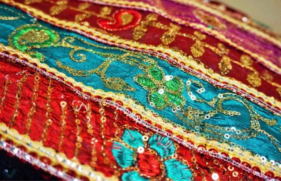 ☆新品☆【インド】刺繍＆ミラーワーク　プフ クッションカバー　＊ラジャスタン＊