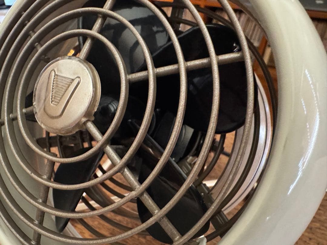 完全稼働品　卓上扇風機 レトロ ボルネード サーキュレーター ミニ