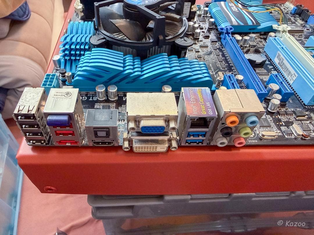 ASUS P8Z68-V PRO cpu i7 2600K メモリ１６GB搭載