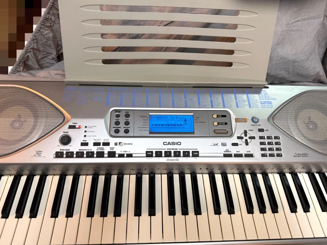 CASIO CTK-69161鍵 電子キーボード 譜面台付き