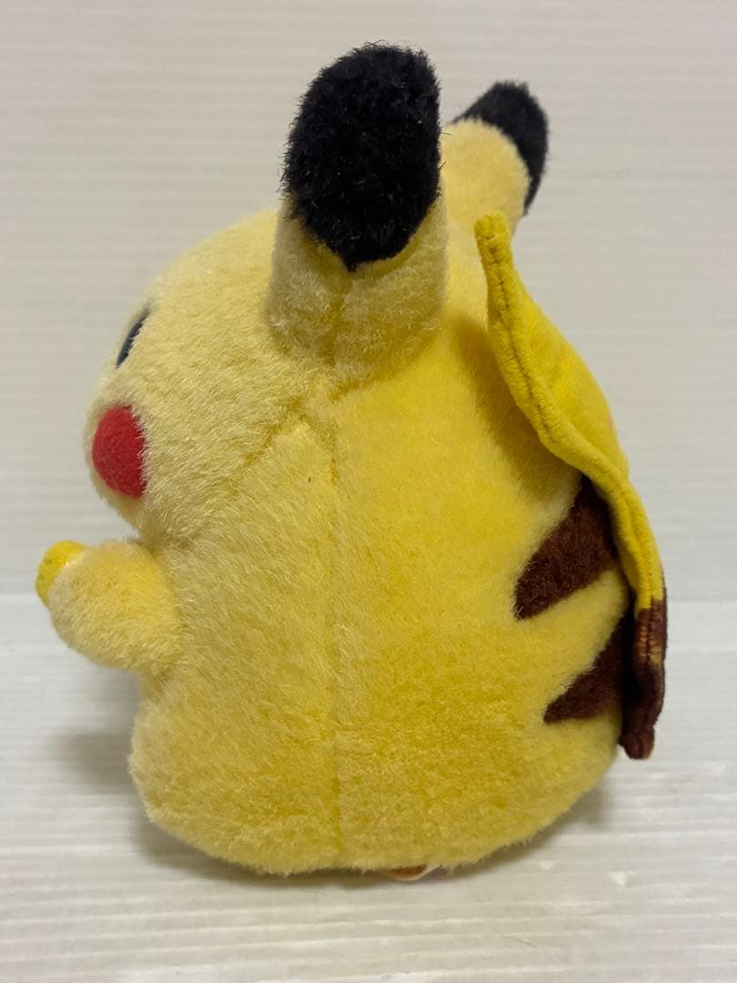 希少　初代ピカチュウ　ぬいぐるみ　おなかを押すとなくヨ　TOMY当時物