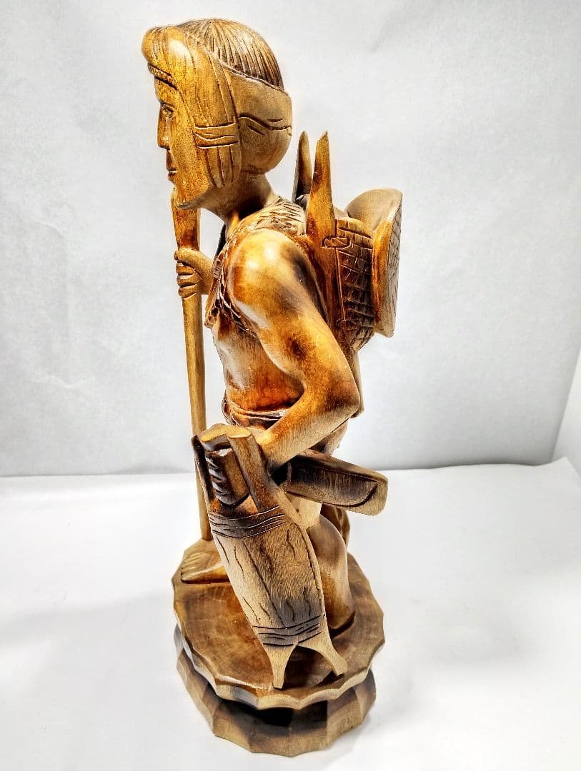 木製戦士像 盾と槍付き 約40cm