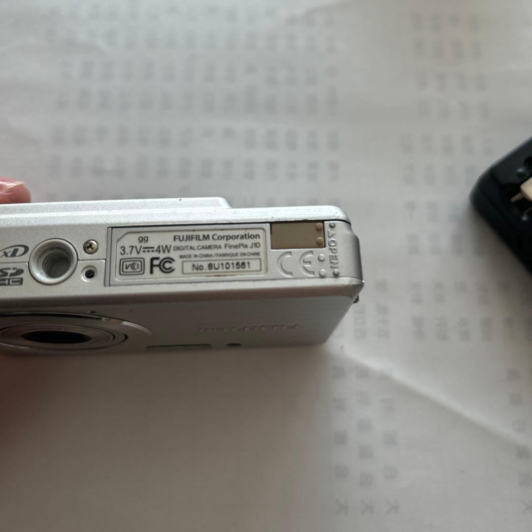 FUJIFILM FinePix J10 8.2メガピクセル