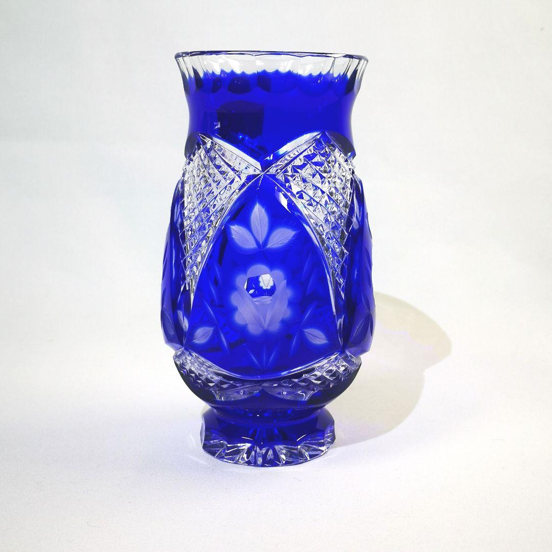 POLONIA ポロニア 青色被せ 花模様 ポーランド製 切子 花瓶