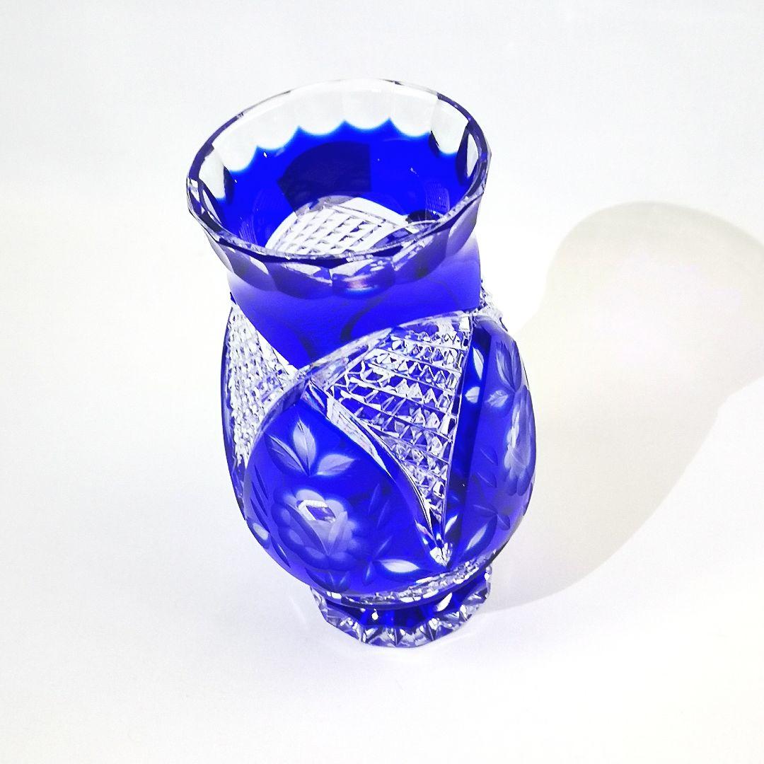 POLONIA ポロニア 青色被せ 花模様 ポーランド製 切子 花瓶