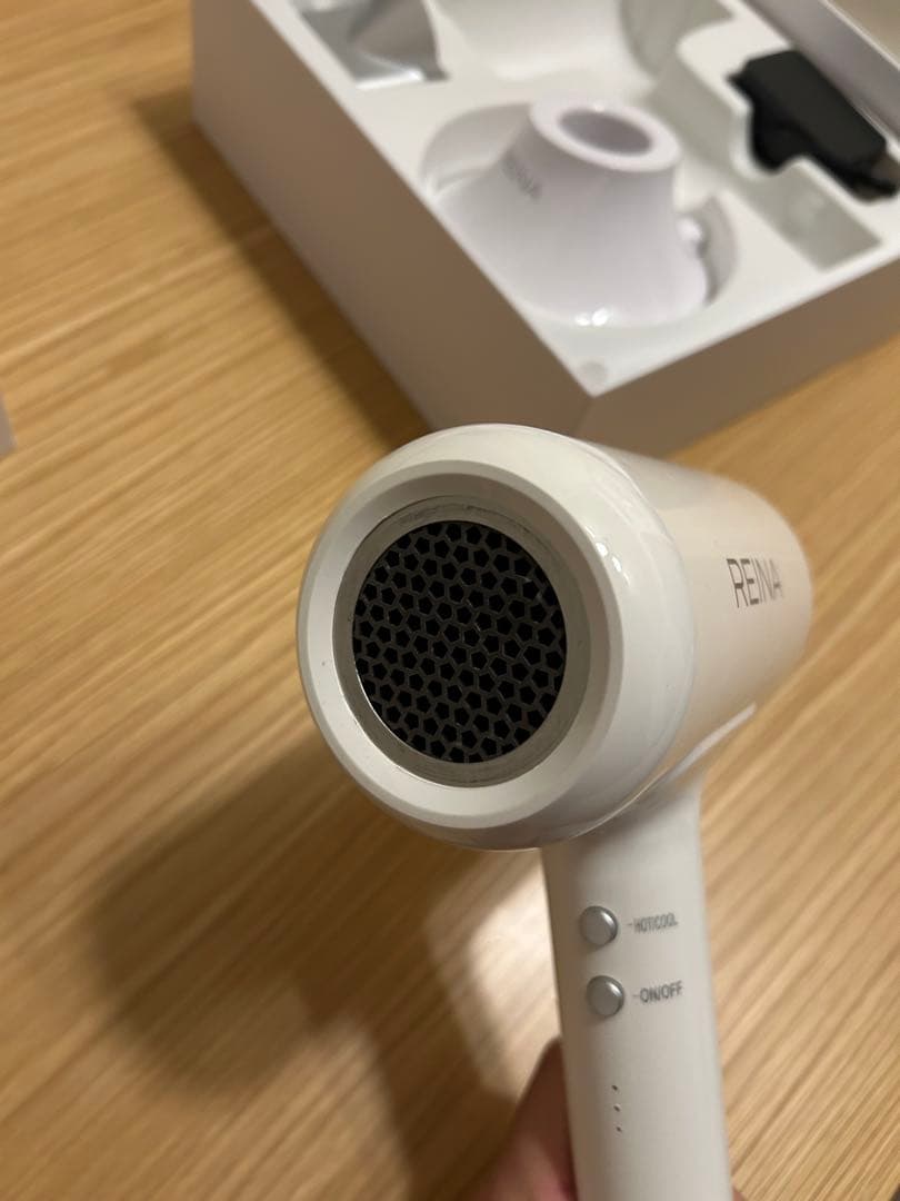 REINA コードレスドライヤー 600W
