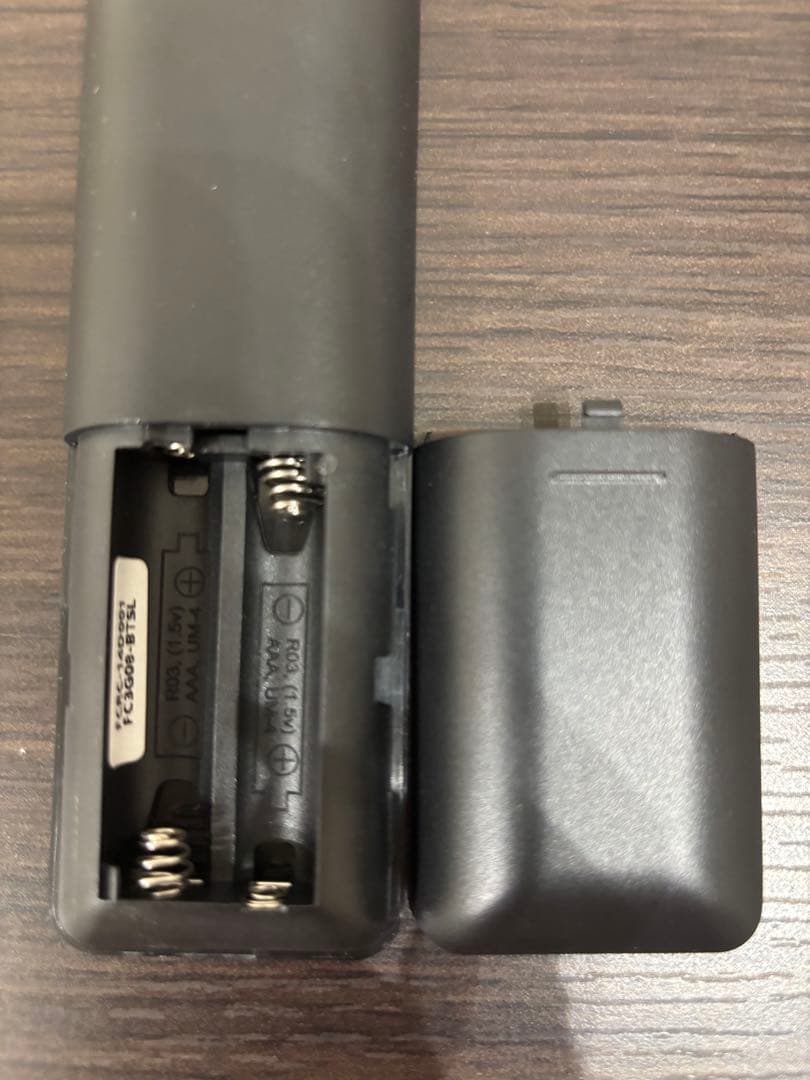 【未使用に近い】NOMVDIC L500 3色レーザープロジェクター