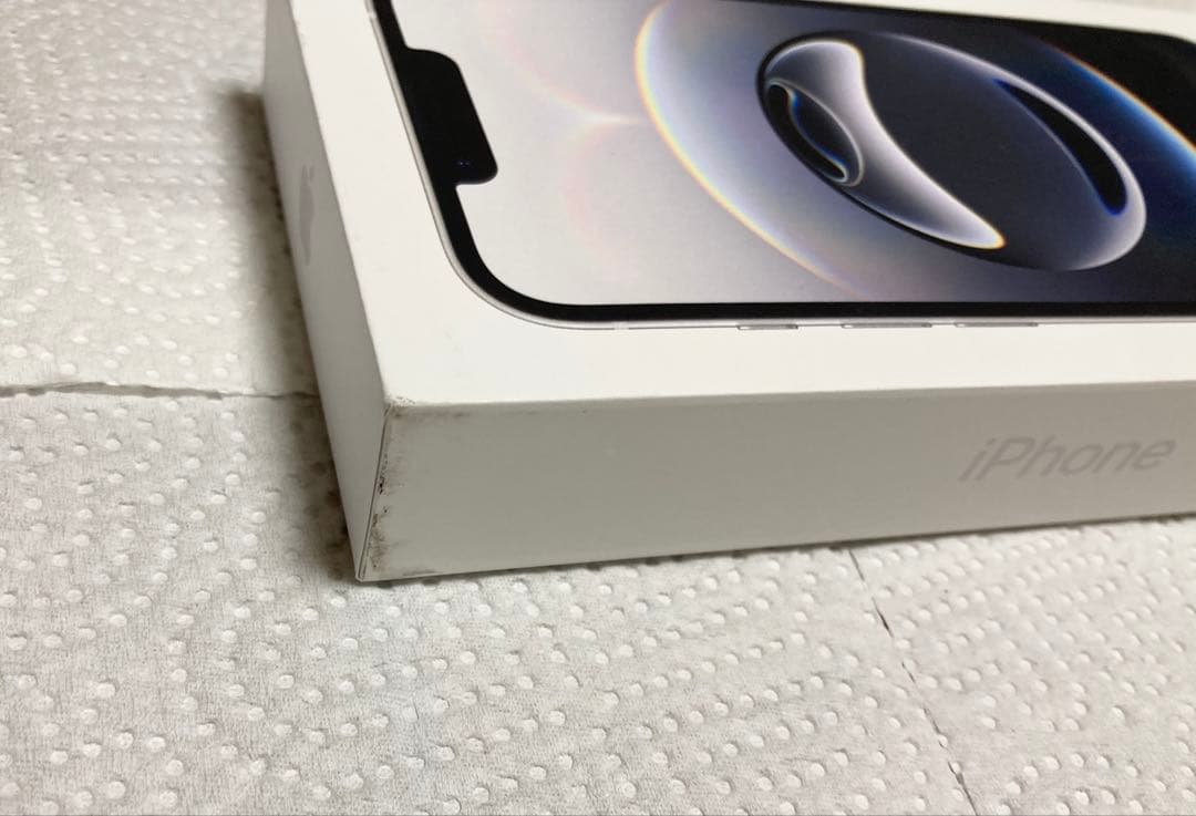 ✳︎はちみつ✳︎【新品未使用】iPhone16e 128GB ホワイト