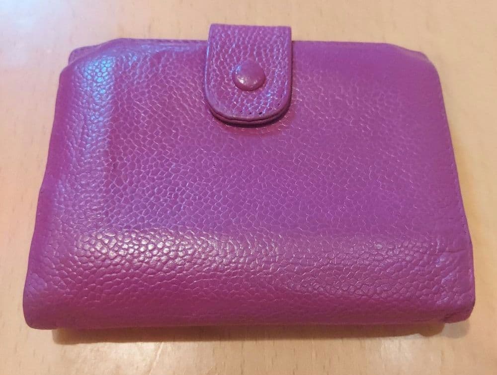 CHANELピンク財布