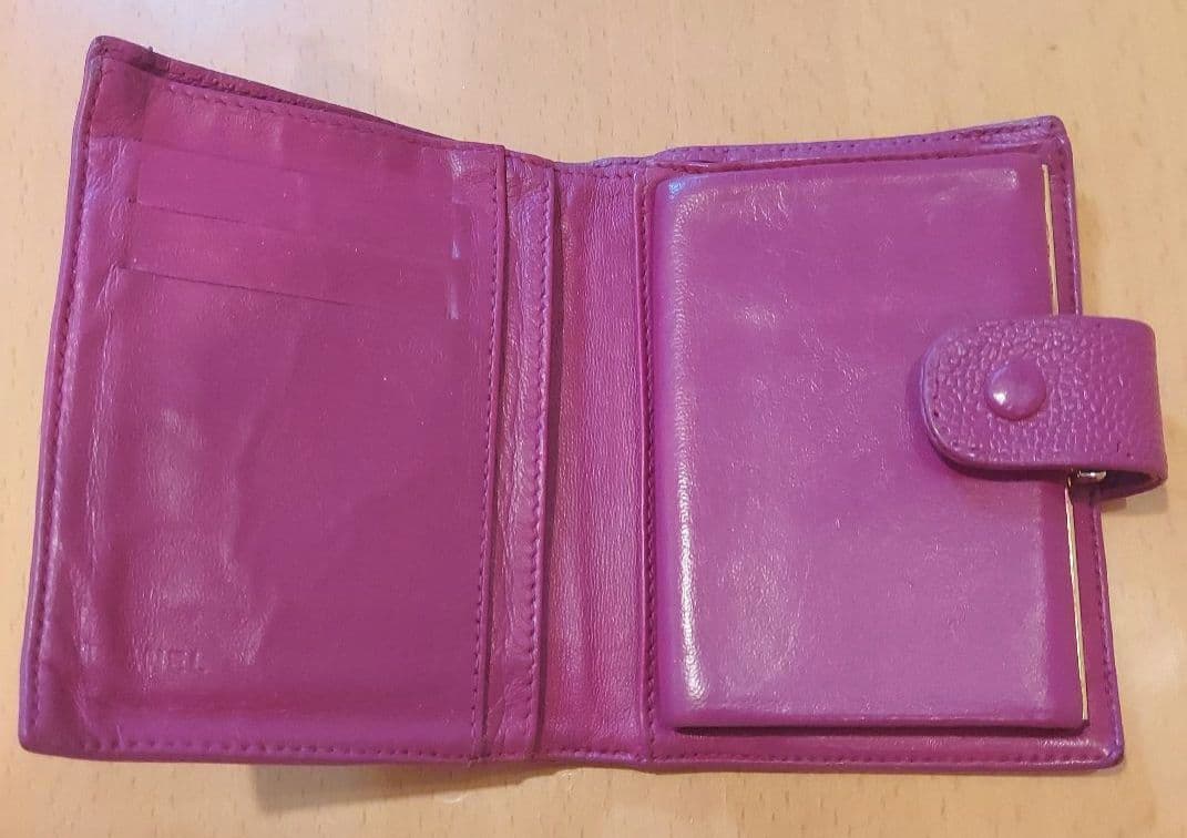 CHANELピンク財布
